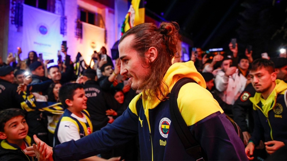 Fenerbahçe-Antalyaspor maçı için ilk 11'ini belirledi: Yeni transfer Çağlar Söyüncü sahada