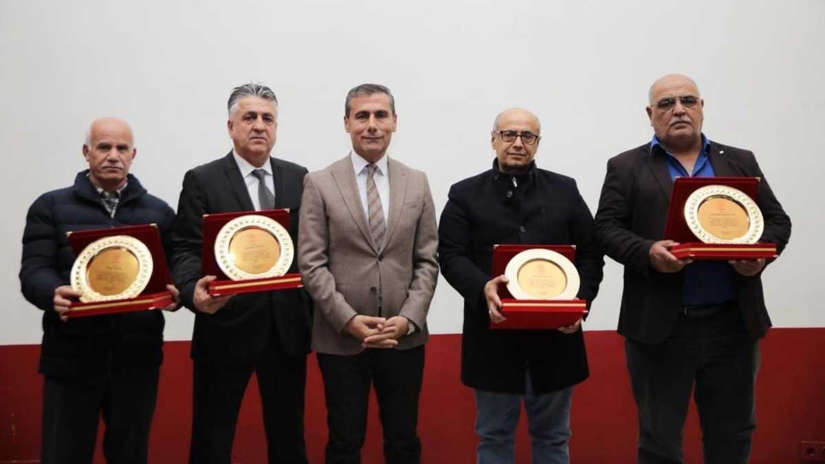 Fikret Keleş'ten emekliye ayrılan personele teşekkür töreni